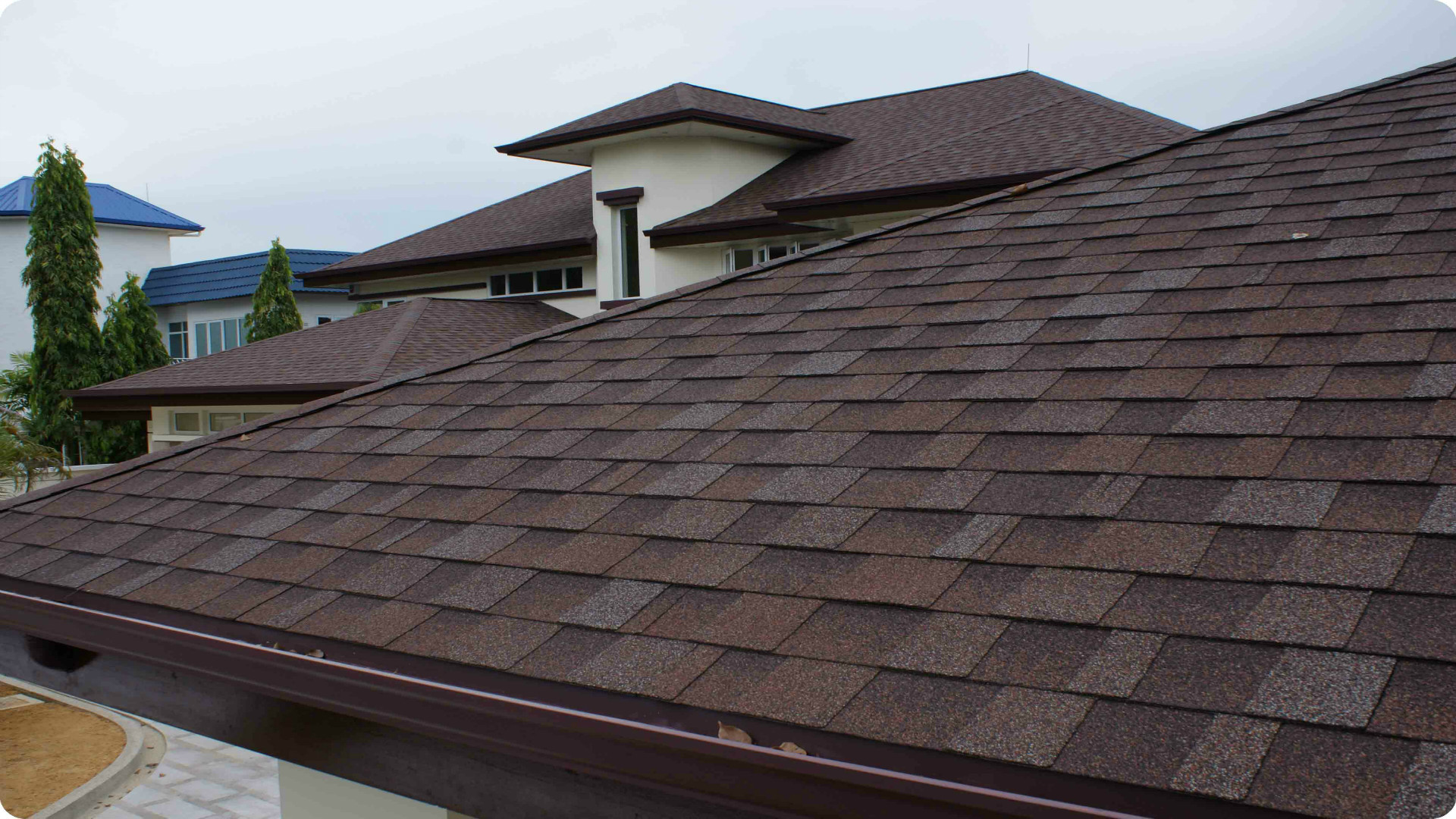 Affordable Shingle Roofing Services